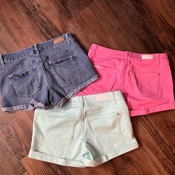 Celebrity pink shorts bundle - Picture 2 of 2